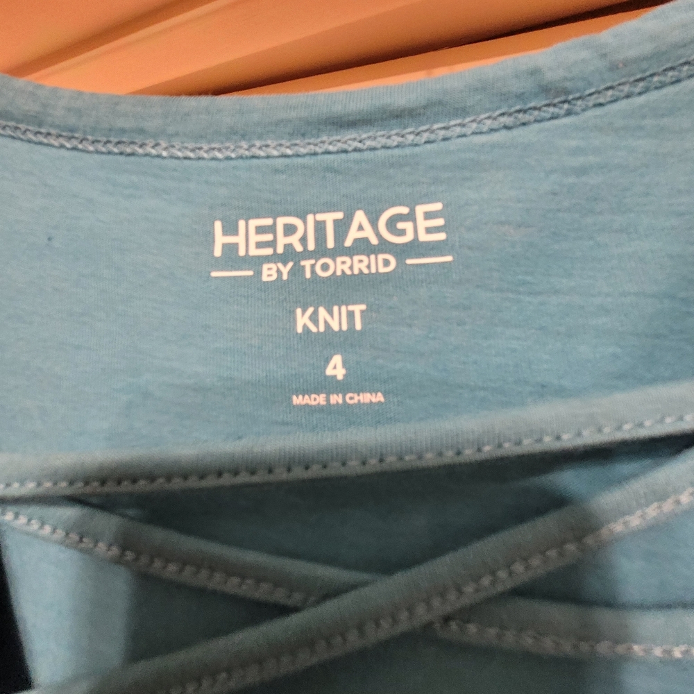 TORRID lace-neck tee, size 4, like new - Picture 2 of 3